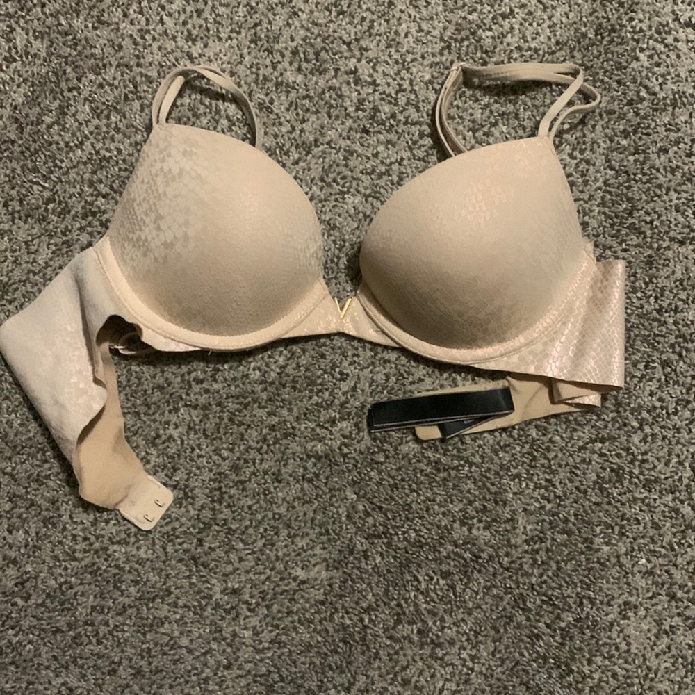 Victoria’s Secret Push Up Bra